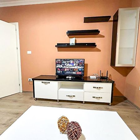 Grand Park 2Br Apartment Τίρανα Εξωτερικό φωτογραφία