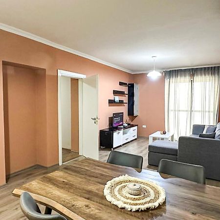 Grand Park 2Br Apartment Τίρανα Εξωτερικό φωτογραφία