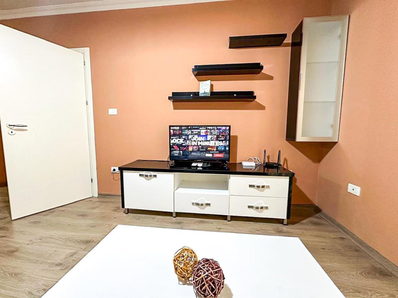 Grand Park 2Br Apartment Τίρανα Εξωτερικό φωτογραφία